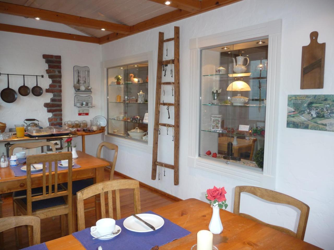 Gaestehaus Ermen Kamp-Lintfort Dış mekan fotoğraf